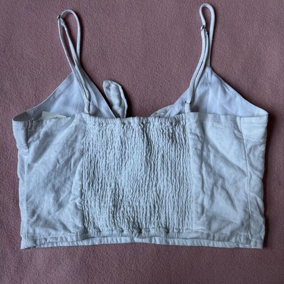 Abercrombie & Fitch Medium womens White Linen blend crop Tank smocked back - Picture 2 of 3